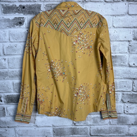 Wrangler Western Aztec Floral Print Pearl Snap Button Down Shirt - Picture 6 of 10